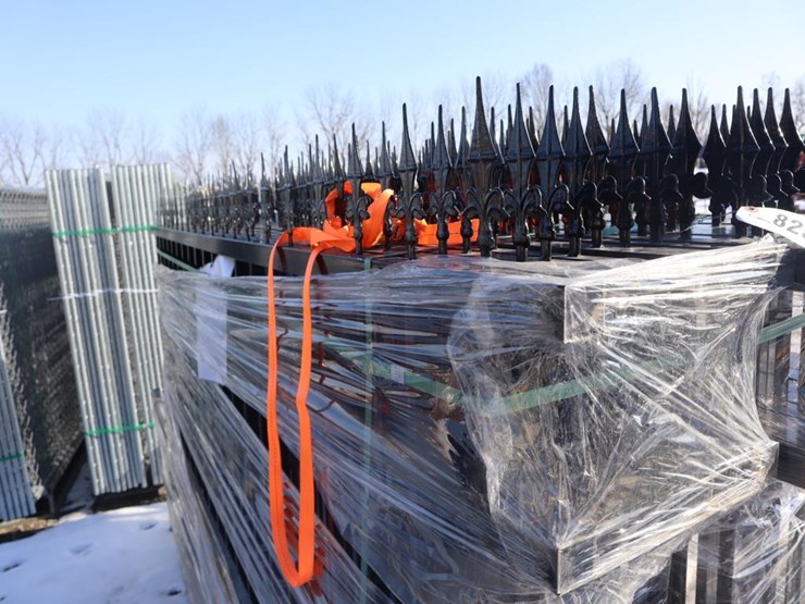 iron-fence-pair-image-3