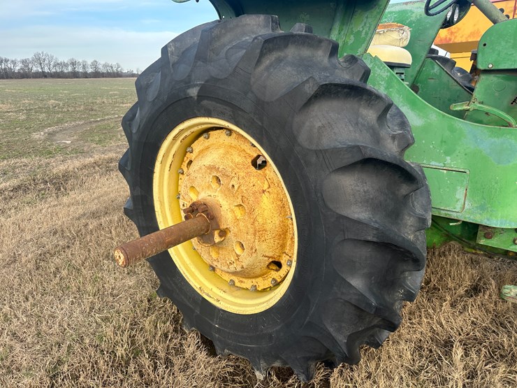 1970-john-deere-5020-image-10