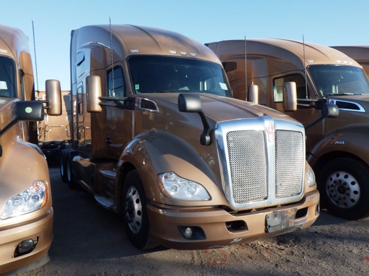 2022-kenworth-t680-image-5