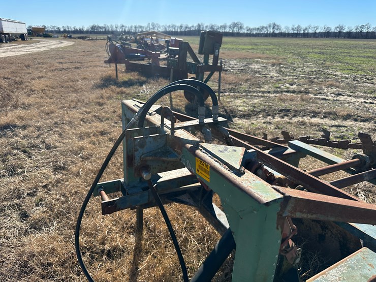 #35276-•-levee-trencher-image-12