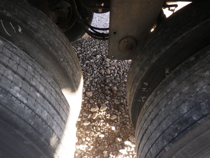 2018-hyundai-translead-image-14