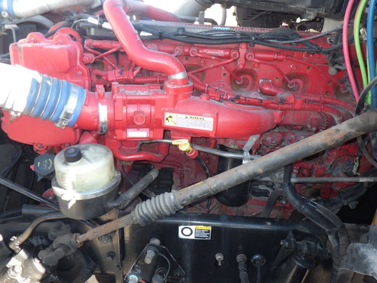 2016-kenworth-t880-image-18