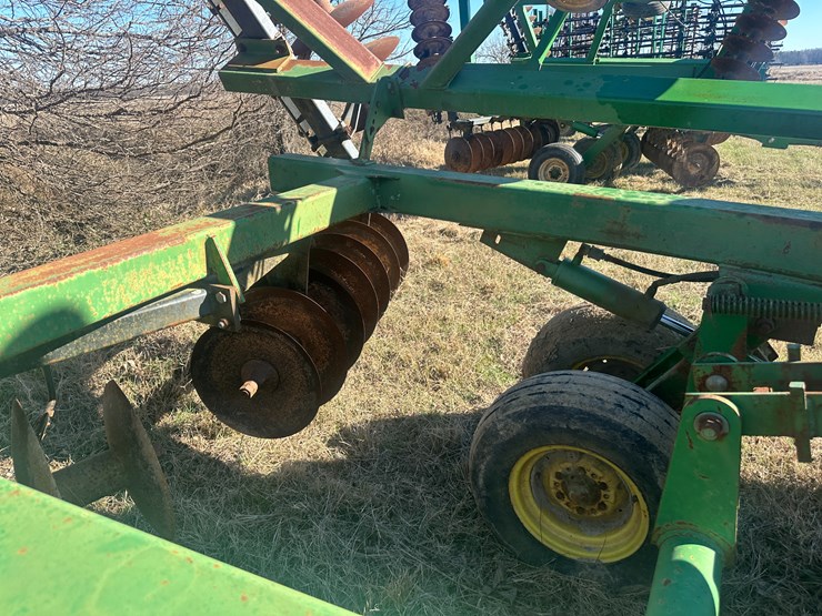 john-deere-27-image-47