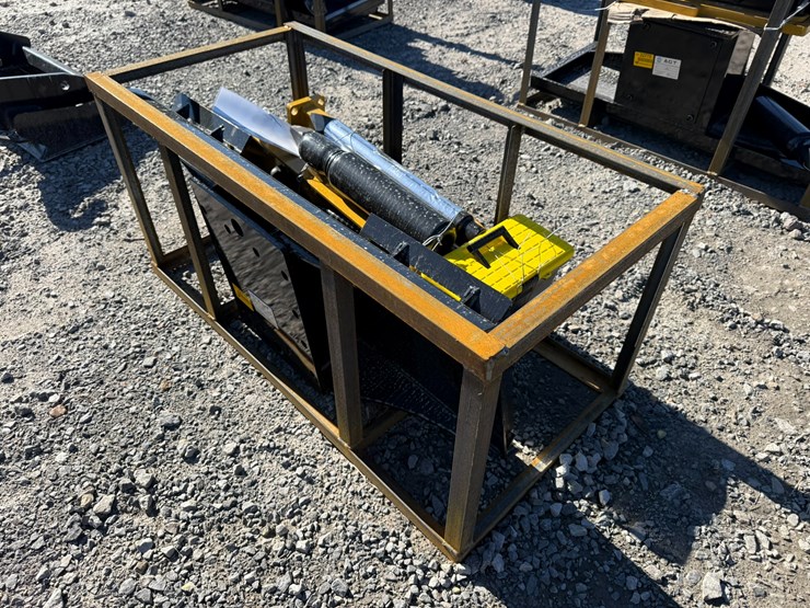 #22776-•-unused-agt-sshh680-skid-steer-hydraulic-breaker-sshh68025111501d-image-1