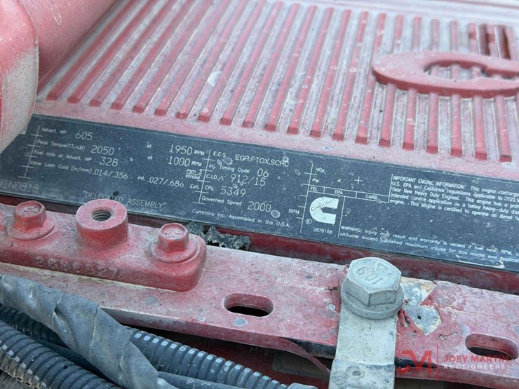 2021-peterbilt-389-image-50