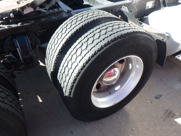 2016-kenworth-t880-image-5