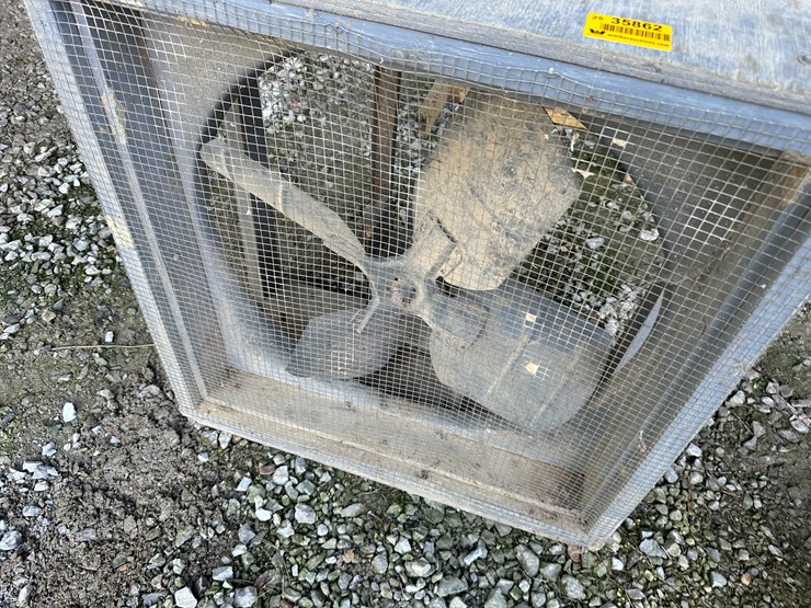 #35862-•-36"-shop-fan-image-8