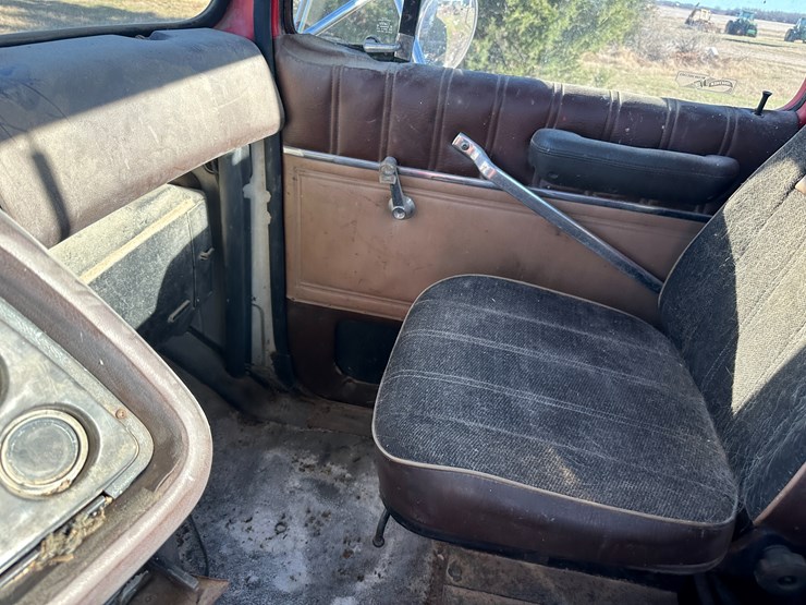 1974-ford-9000-image-61