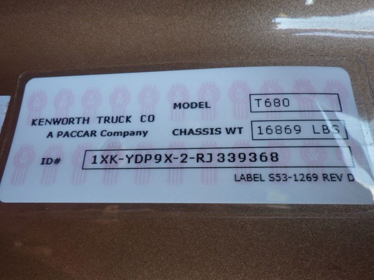 2024-kenworth-t680-image-23