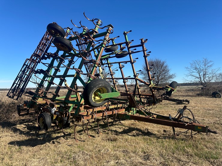 john-deere-42-image-2