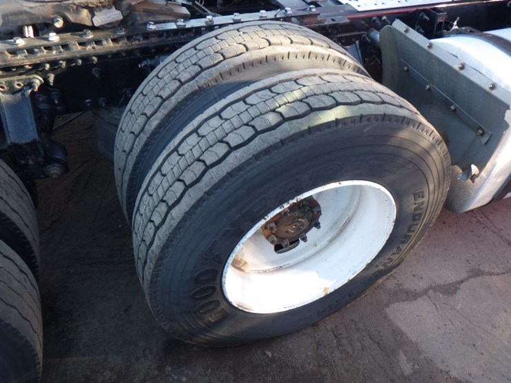 2020-mack-an64t-image-5