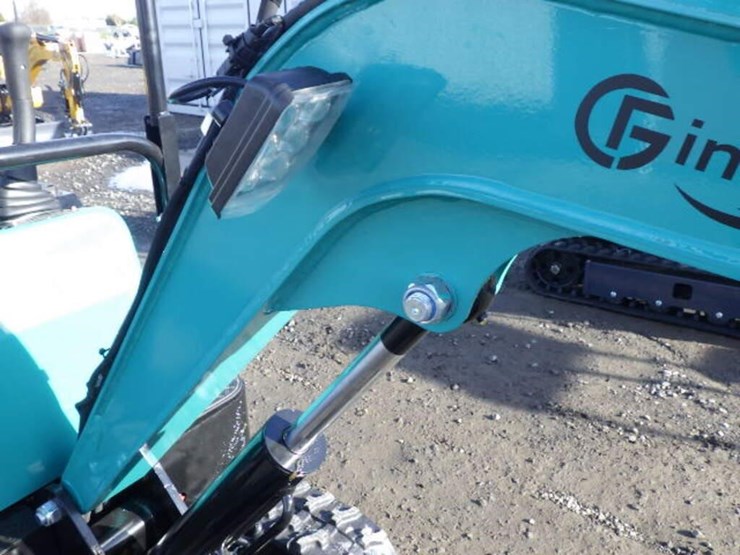 2025-cfg-qh12r-hydraulic-excavator-image-11