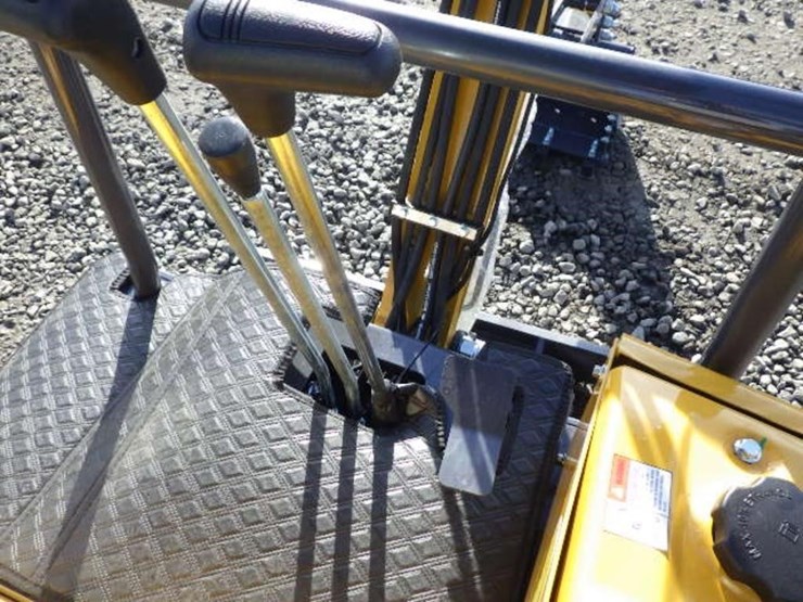 2025-cfg-mx20r-hydraulic-excavator-image-16