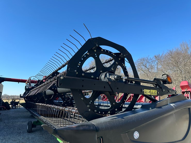 #35808-•-2015-mac-don-30'-flex-draper-header-image-22