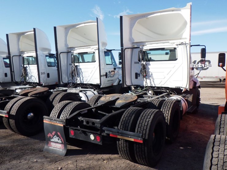 2017-international-prostar-image-8