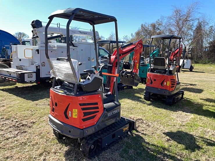 new-cfg-mx15rx-hydraulic-excavator-image-3