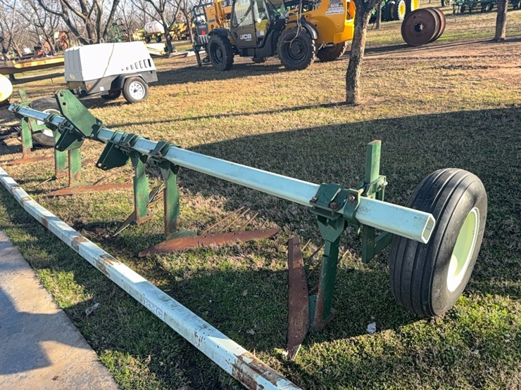 kmc-peanut-lifter-blade-type-image-1