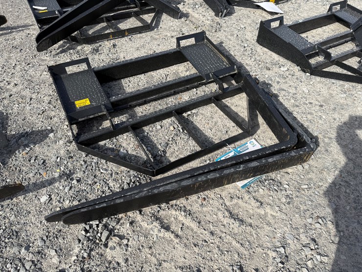 #22768-•-unused-mower-king-sa-48"-skid-steer-forks-image-4