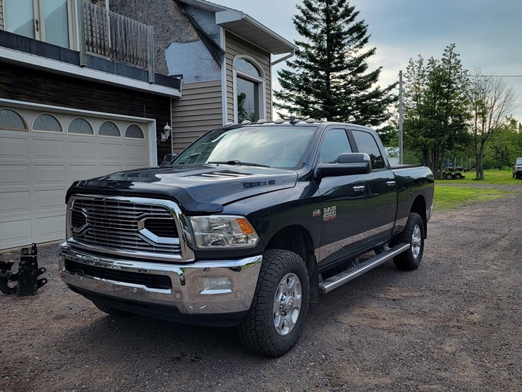 2016-dodge-ram-2500-image-1