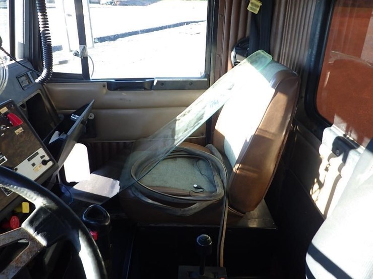 kenworth-14'-t/a-dump-truck-image-22