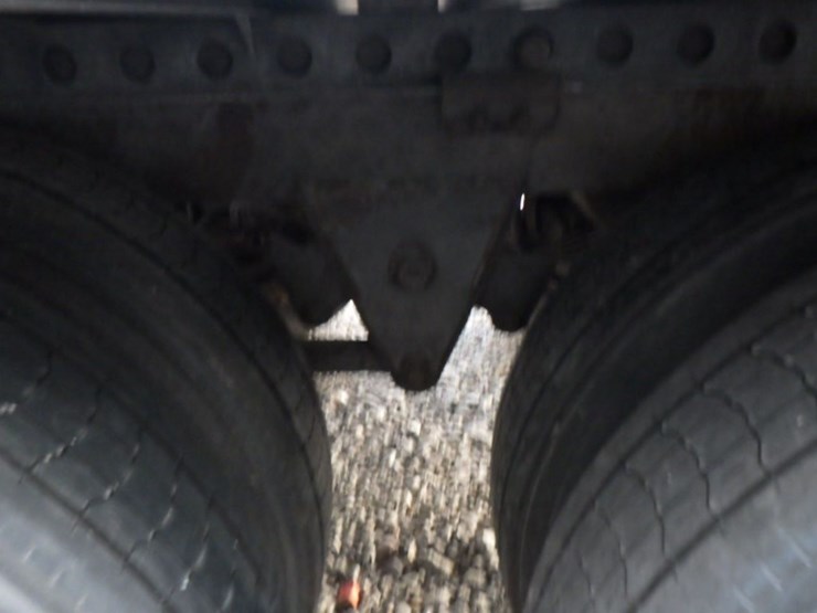 2018-hyundai-translead-image-10