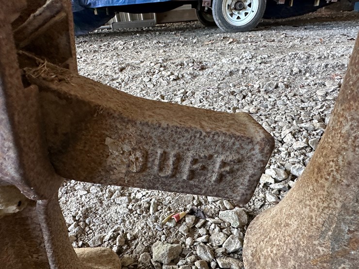 #35866-•-(2)-railroad-jacks-&-(2)-screw-jacks-image-12