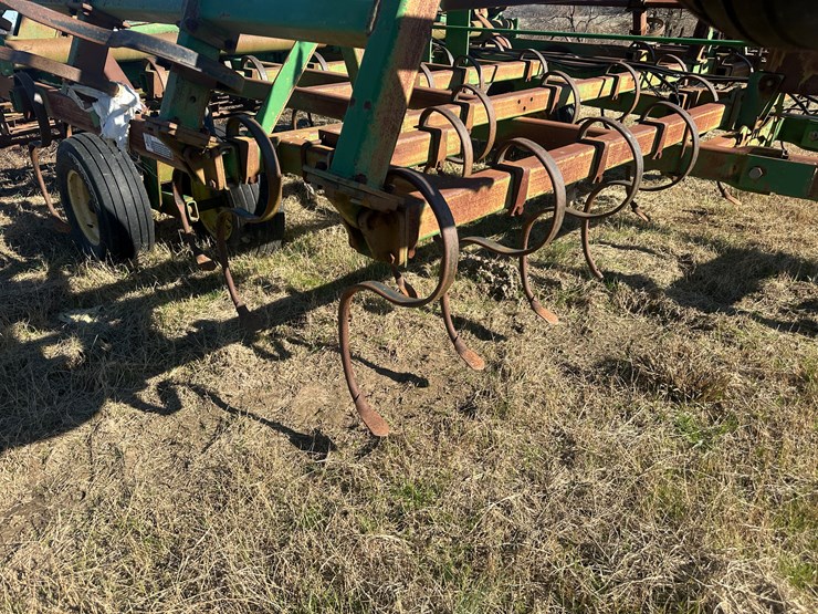 john-deere-42-image-47