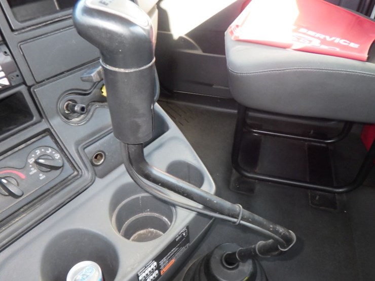 2017-international-prostar-image-17