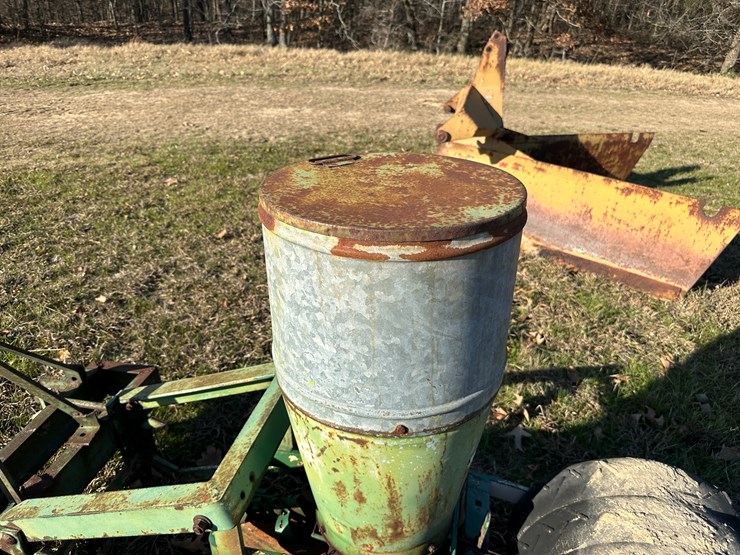 #35854-•-single-row-planter-image-7