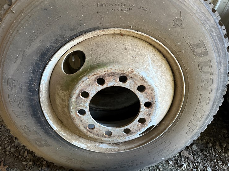 #35095-•-unused-lot-of-(3)-tires-image-5