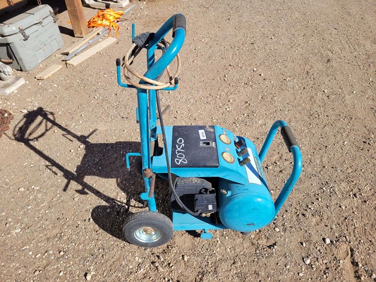 3hp-3.2-gallon-air-compressor-image-2