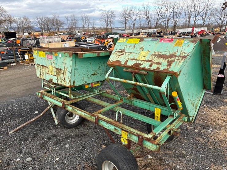 feed-cart-w/-double-hoppers-image-2