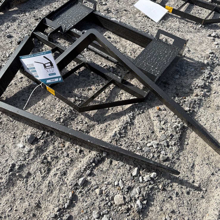 #22770 • Unused Mower King SA 48" Skid Steer Forks