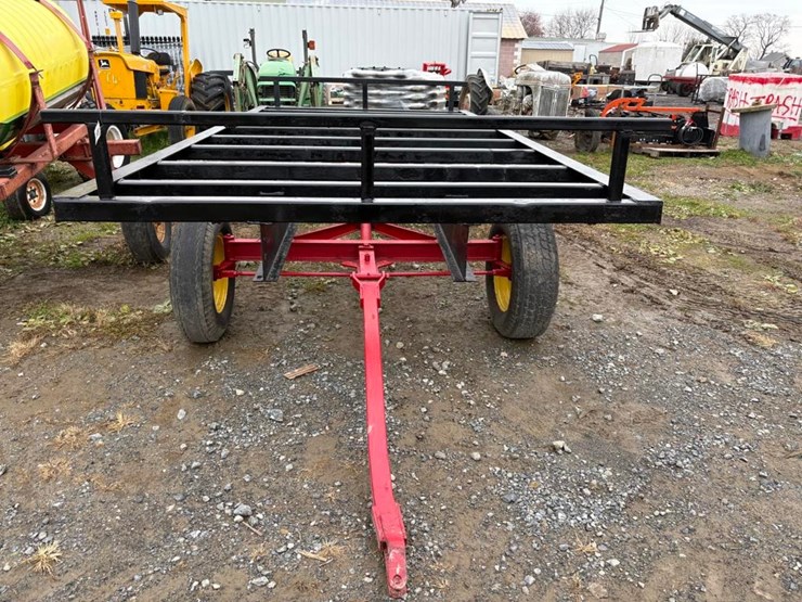 round-bale-wagon-image-3