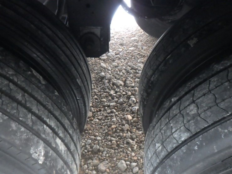 2016-utility-3000r-image-8