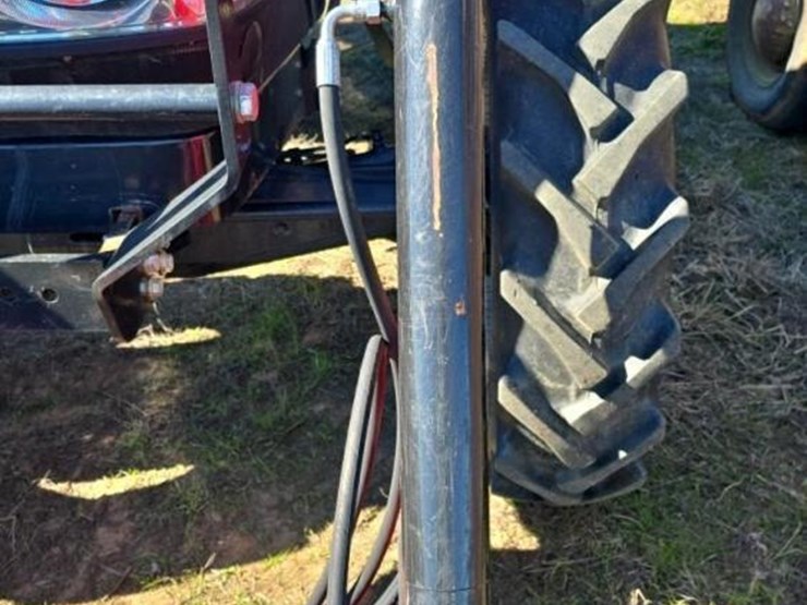 case-ih-farmall-70a-image-3