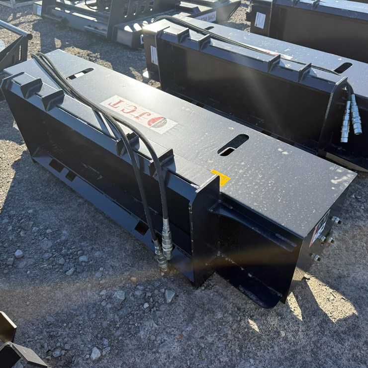 #2055 • Unused JCT 6' Skid Steer Rotary CutterINV# 35988