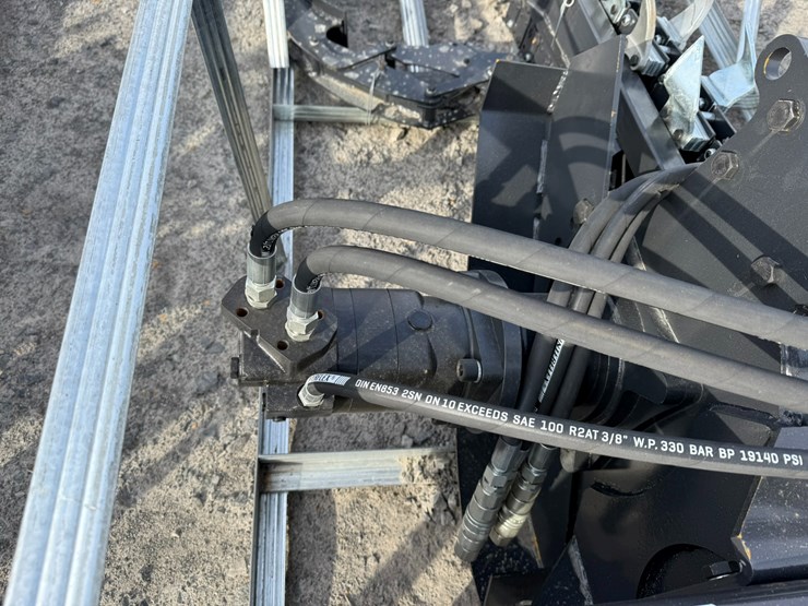 #2069-•-unused-jct-6'-skid-steer-trencherinv#-35995-image-10