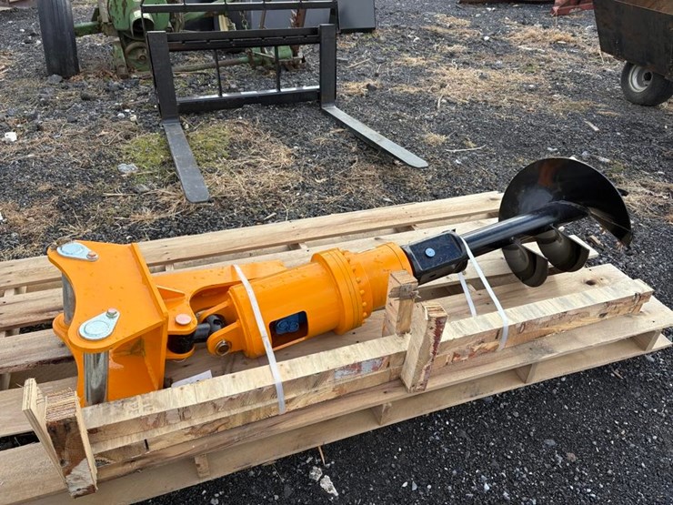 caterpillar-305-image-1