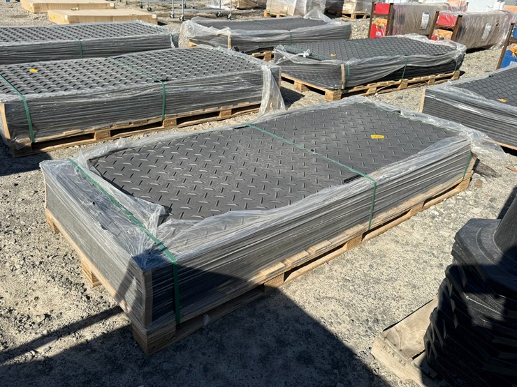 #33661-•-lot-of-ground-protection-mats-image-2