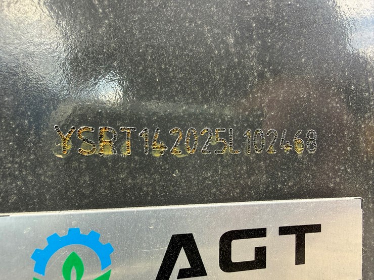 #22788-•-unused-agt-ysrt14-stand-on-tracked-loader-ysrt142025l102468-image-7