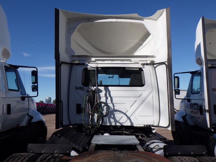 2017-international-prostar-image-11