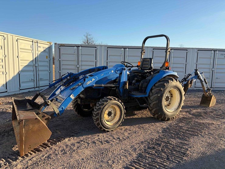 new-holland-tc35d-image-1