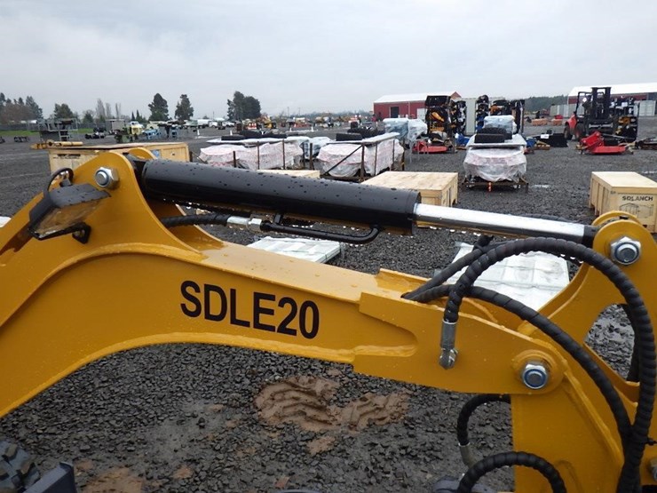2025-sdlanch-sdle20-hydraulic-excavator-image-12
