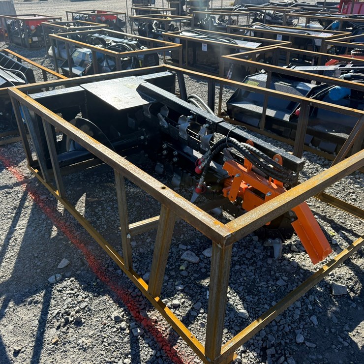 #2024 • Unused Mower King ECSSCT72 Skid Steer Trencher ECSSCT7225111501CINV# 35716