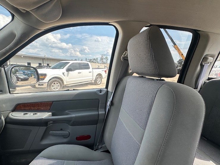 2006-dodge-ram-1500-image-40