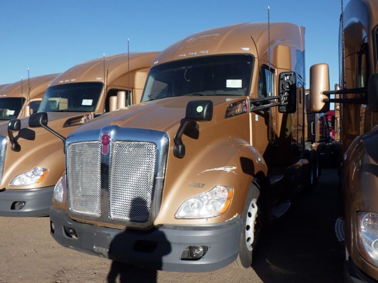 2022-kenworth-t680-image-1