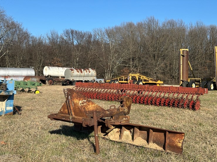 #35846-•-8'-levee-butt-blade-image-1