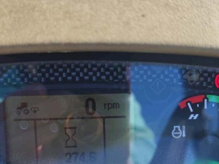 case-ih-farmall-70a-image-18