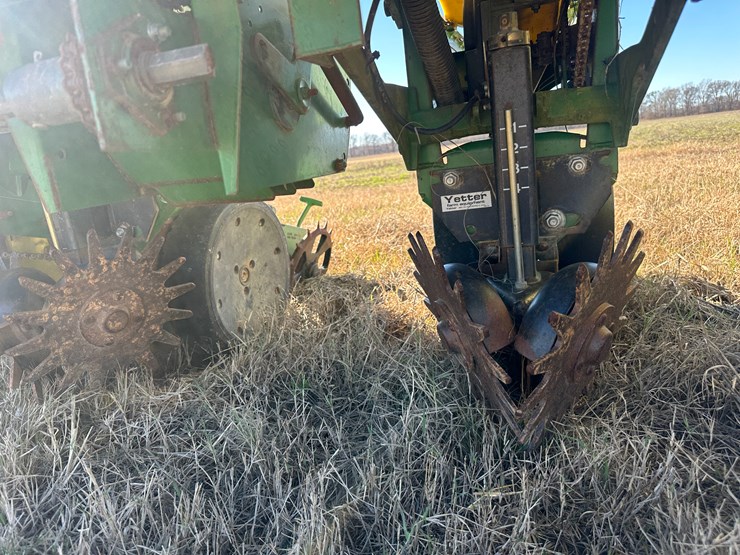 35257-john-deere-12-image-69